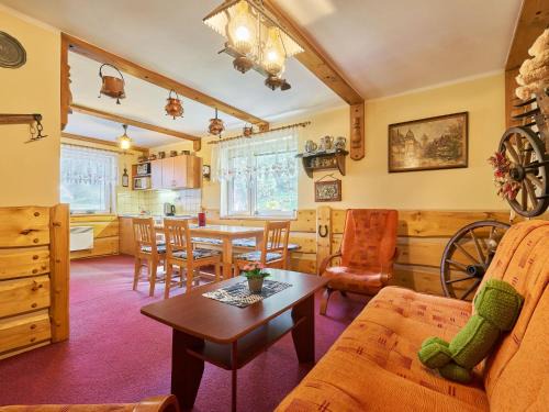 Starkov Apartment | Apartment Chlívce u Hronova-4 by Interhome