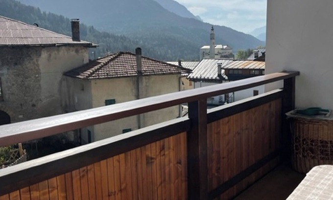 Domegge di Cadore Apartment | Apartment 'Ciasa De Pauli' with Mountain View, Balcony and Wi-Fi