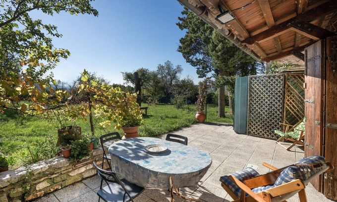 Gualdo Tadino Apartment | Apartment 'Col Di Metino' with Mountain View, Private Garden and Wi-Fi