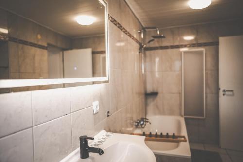 Oberdorla Apartment | Apartment für bis zu 7 Gäste ideal für Monteure, Teams und Familien