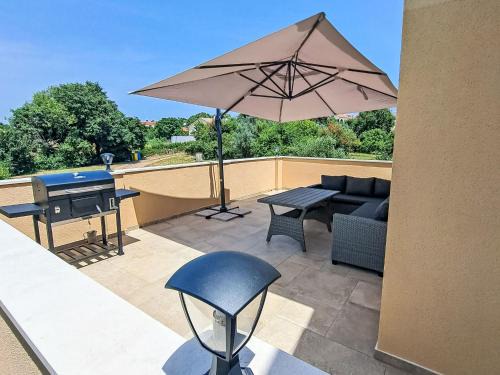 Liznjan Apartment | Apartment Fameja by Interhome