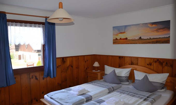 St. Peter im Schwarzwald Apartment | Apartment 'Feldbergblick' with Shared Terrace, Shared Garden and Wi-Fi