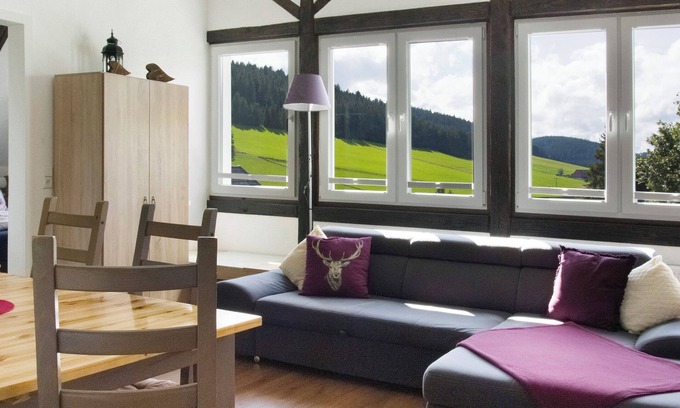 Voehrenbach Apartment | Apartment 'Ferienwohnung 1' with Shared Garden and Wi-Fi