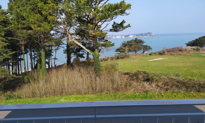 Plestin-les-Greves Apartment | Apartment