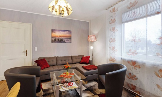 Stadtbezirk Ost Apartment | Apartment 'Haus 145' with Private Terrace and Wi-Fi