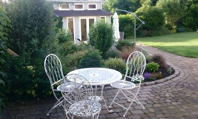 Ponitz Apartment | Apartment 'Heimat' with Private Terrace, Shared Garden and Wi-Fi