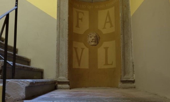 Viterbo House | Apartment in a historic building in the medieval heart of Viterbo