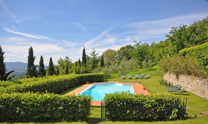 Capolona Apartment | Apartment in Capolona with 2 bedrooms sleeps 4