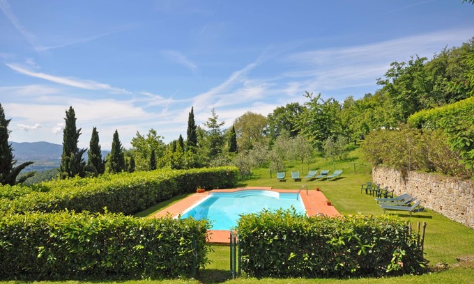 Capolona Apartment | Apartment in Capolona with 2 bedrooms sleeps 4