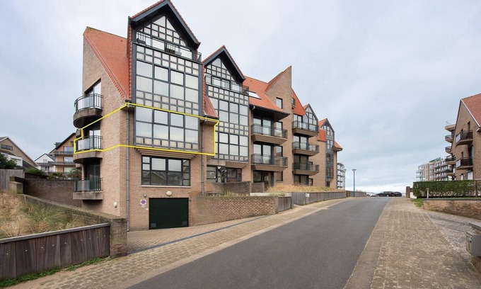 Koksijde Apartment | Apartment in De Panne near the Beach