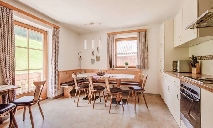 Hainzenberg Apartment | Apartment in Hainzenberg near Ski Lift