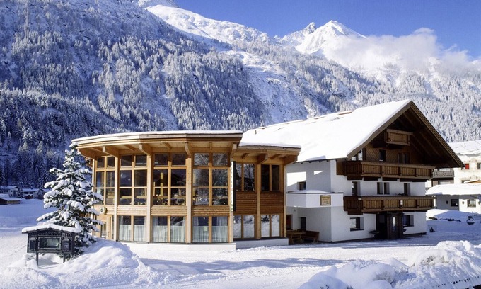 Huben Apartment | Apartment in Huben near Sölden Ski Bus