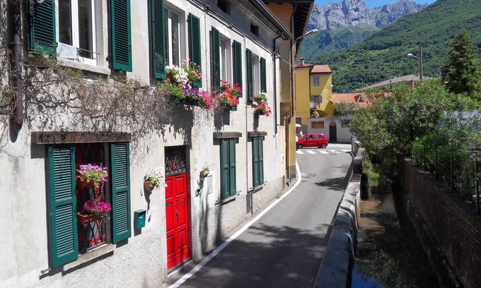 Mandello del Lario Apartment | Apartment in the center, near the train station