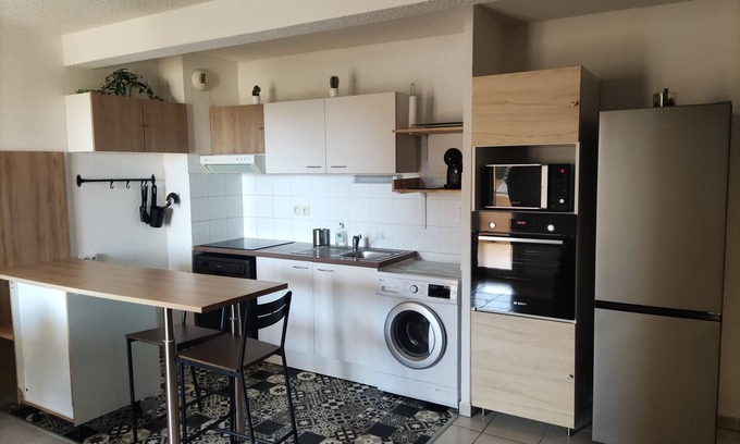 Portiragnes Apartment | Apartment in Portiragnes near the sea