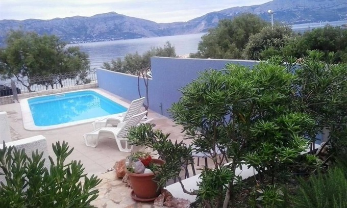 Povlja Apartment | Apartment in Povlja with Seaview, Terrace, Air condition, WIFI (4936-1)