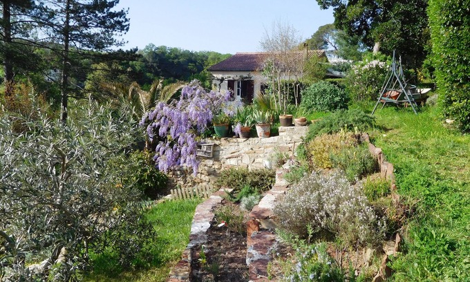 Lodeve Apartment | Apartment in priv. holiday home