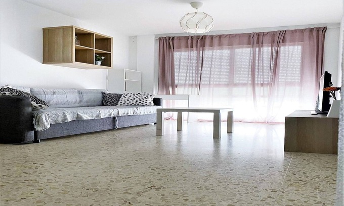 San Fernando Apartment | Apartment in San Fernando near Playa