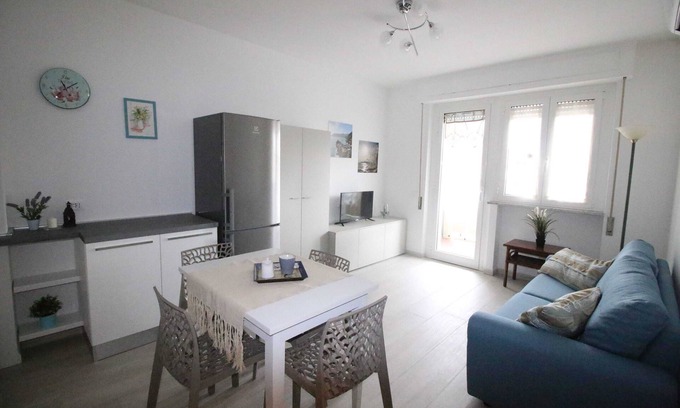 Marina di Carrara Apartment | Apartment in the center just minutes from the sea