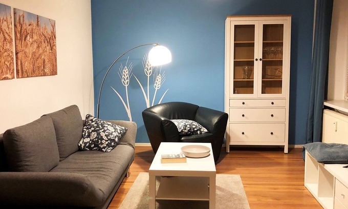 Halenbeck-Rohlsdorf Apartment | Apartment Kornkammer near Lake Plau