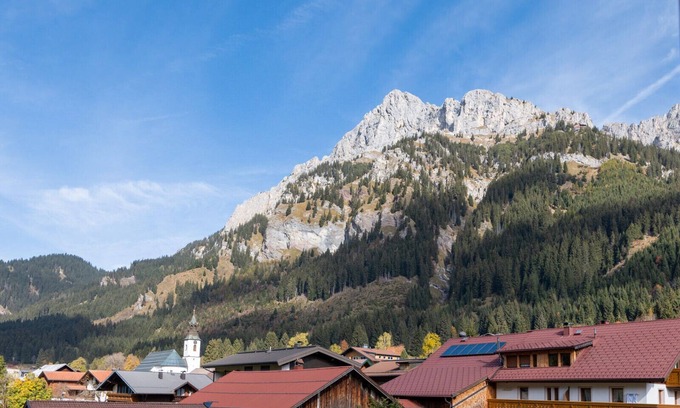 Nesselwaengle Apartment | Apartment 'Krinnenspitze - 9' with Mountain View, Shared Terrace and Wi-Fi