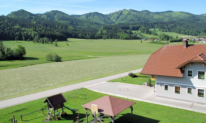 Oberwang Apartment | Apartment Lärche by Interhome