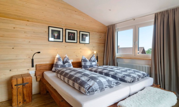 Donaueschingen Apartment | Apartment 'Morning Sun' with Shared Garden and Wi-Fi