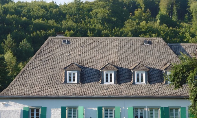 Nuttlar Apartment | Apartment "Mühle Schellenstein" with Mountain View, Wi-Fi and Air Conditioning
