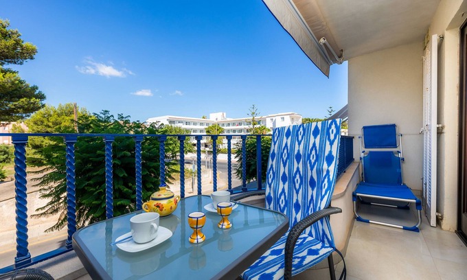 Cala Ratjada Apartment | Apartment 'Neo' close to the Beach with Balcony & Wi-Fi