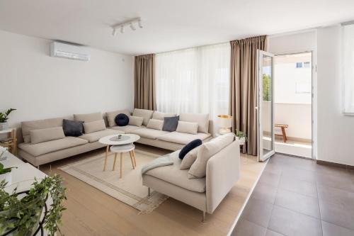 Dugi Rat Apartment | Apartment Nova 4*