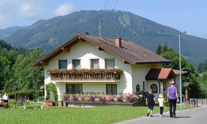 Jungholz Apartment | Apartment Orchidee apart 1 - Ferienpension Florian Hösle