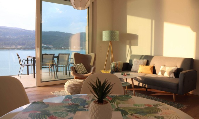 Maria Woerth Apartment | Apartment right on the Wörthersee