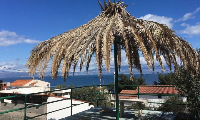 Stomorska Apartment | Apartment Rina - with pool : SA1(2) - Stomorska, Island Solta, Croatia