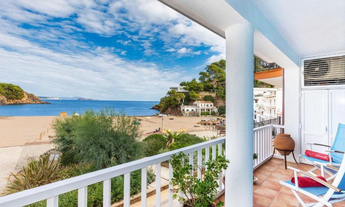 Sa Riera Apartment | Apartment Sa Riera Beach by Interhome