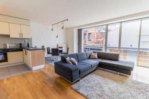 South Antwerp Apartment | Apartment Scheldekaai