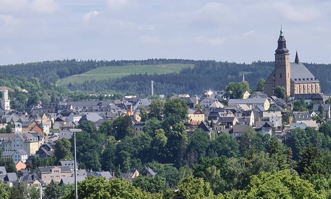 Schneeberg Apartment | Apartment Schneebergblick with loggia and balcony and plenty of space