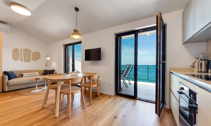 Strunjan Apartment | Apartment Solinar - sleeps 3 guests in 1 bedroom