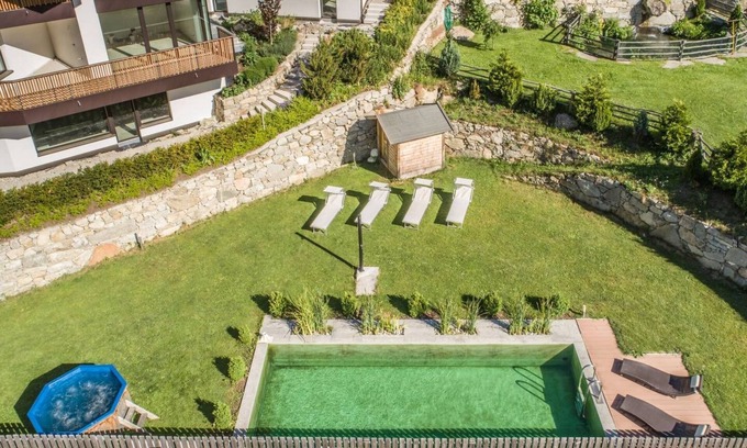 Valle Aurina Apartment | Apartment "Steinhaus L" with Mountain View, Shared Pool & Wi-Fi