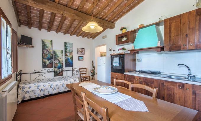 Castiglion Fibocchi Other | Apartment "Trilocale Etrusco" with Shared Pool, Garden & Wi-Fi