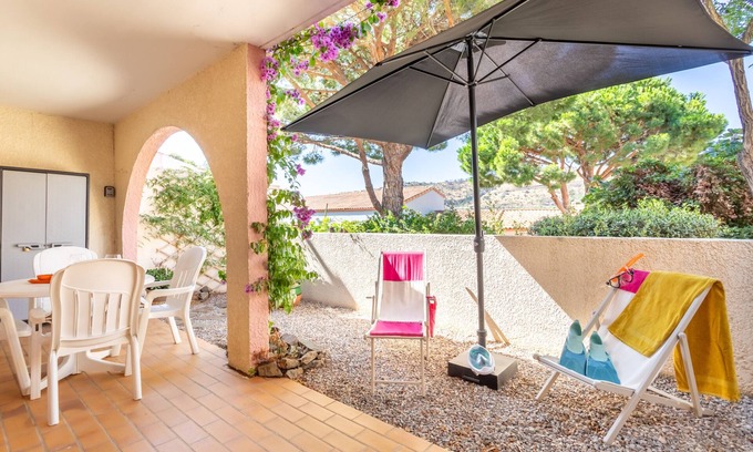 Cerbere Apartment | Apartment 'T2 Meublé Aux Aloès' with Mountain View, Shared Pool and Private Terrace