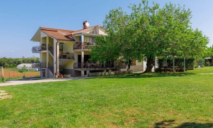 Savudrija Apartment | Apartment Vesela by Interhome