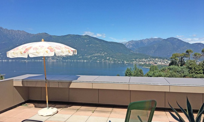 San Nazzaro Apartment | Apartment with large terrace and barbecue area in a quiet location with panoramic views