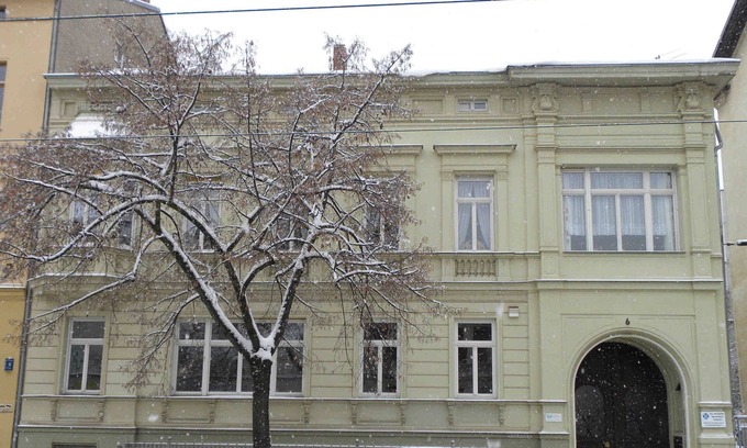 Halle Apartment | Apartment Windfuhr - Apartment Windfuhr outbuilding