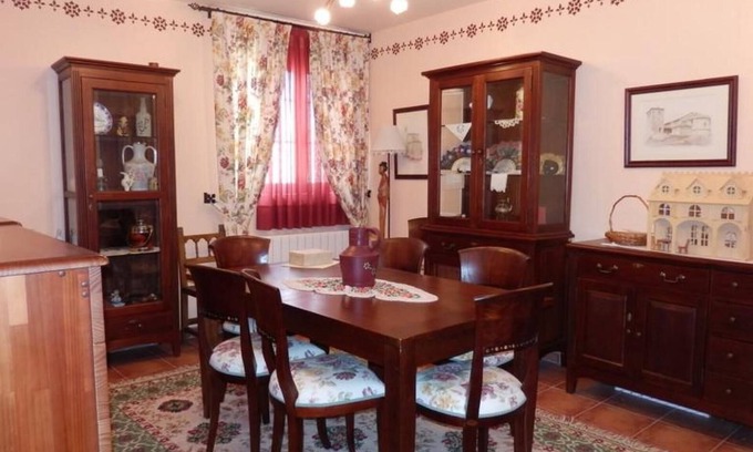 Ampudia Apartment | Apartment 'Y Corte - Castro' with Wi-Fi