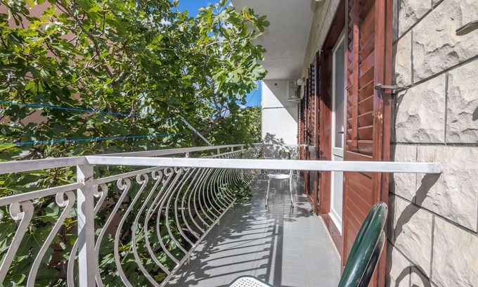 Zelenka Apartment | Apartments Željko (36791-A1) - Makarska