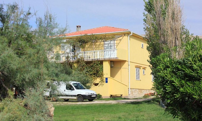 Dinjiska Apartment | Apartments by the sea Dinjiska, Pag - 9386