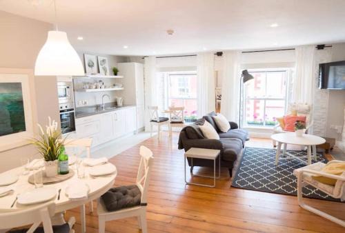 Dingle Apartment | Apartments in Dingle Town Center