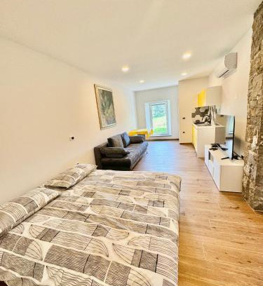 Slap Apartment | Apilandia Nanos