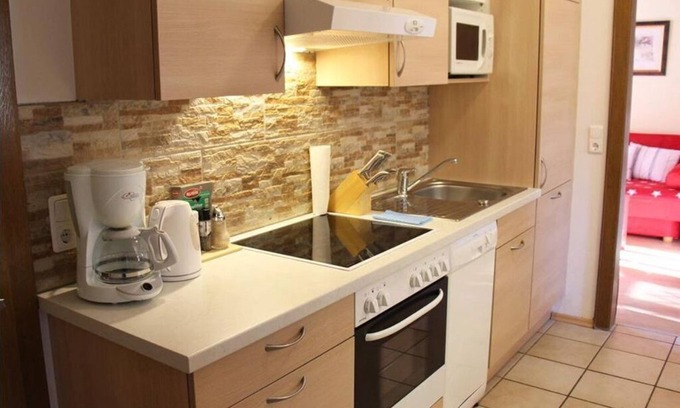 Ellmau Apartment | App. 1: living room with separate kitchen - apartment house Bambi