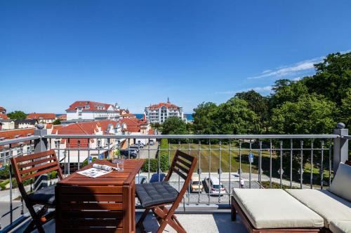 Kuehlungsborn Hotel | App Romina