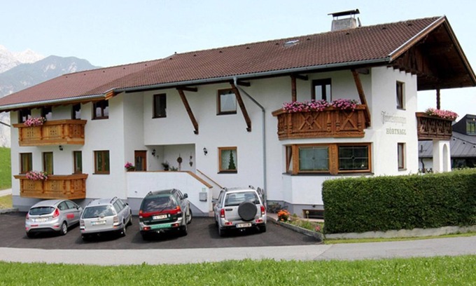 Oberperfuss Apartment | App. Sunflower/2 bedrooms/shower/WC, shortstay 2 - Studlerhof Hörtnagl